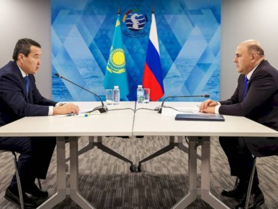 
                    Главы правительств Казахстана и России обсудили вопросы двустороннего сотрудничества
                