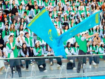 
                    Более 5 тыс. школьников и студентов будут трудиться летом в Астане по программе «Жасыл ел»
                