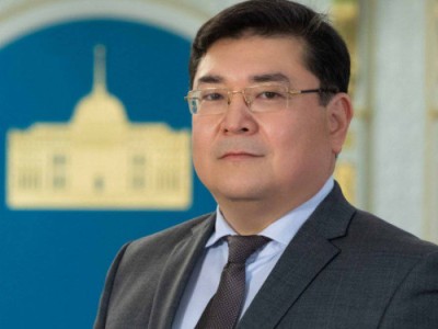 
                    Назначен завотделом социально-экономического мониторинга Администрации Президента
                