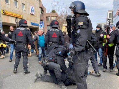 
                    Работники общепита протестуют в Европе
                