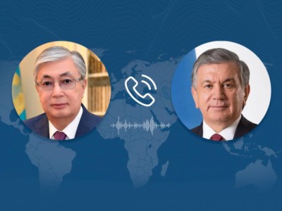 
                    Касым-Жомарт Токаев поздравил Шавката Мирзиёева с убедительной победой на выборах
                