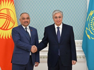 
                    Президент Казахстана принял председателя Жогорку Кенеша Кыргызстана
                