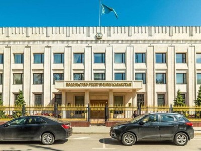 
                    Посольство Казахстана в Москве обратилось к соотечественникам
                