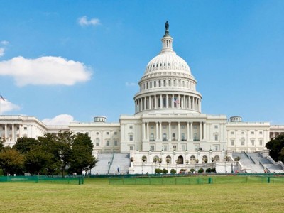 
                    Американцы пообещали больше не насаждать силой демократию в мире
                