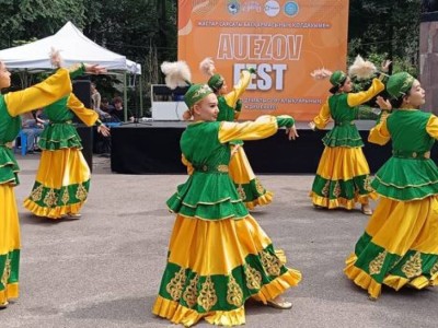 
                    Ярмарка досуговых центров AUEZOV FEST-2025 стартовала в Алматы 
                