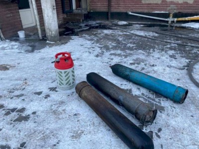 
                    В Талдыкоргане пожарные предотвратили взрыв баллонов
                