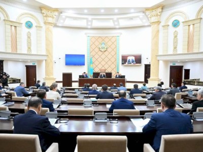 
                    Сенаторы одобрили соглашение между Казахстаном и Кыргызстаном об оказании взаимной правовой помощи
                