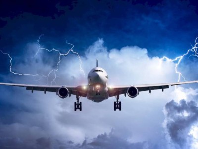 
                    Семь пассажиров рейса Ташкент – Алматы получили травмы на борту Air Astana
                