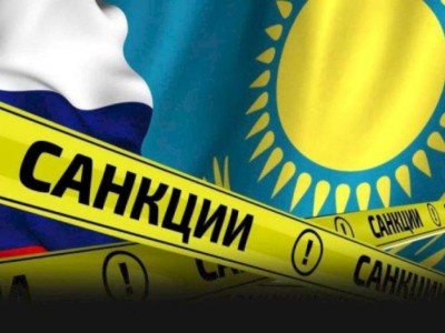 
                    Казахстан может попасть под санкции из-за связей с Россией
                
