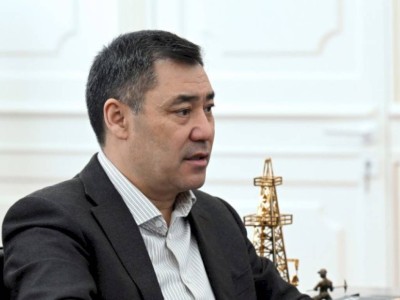 
                    Президент Кыргызстана высказался против перехода на латиницу
                