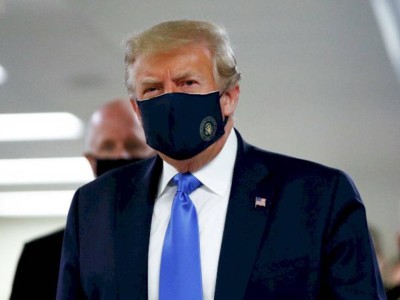
                    Трамп стал первым в истории США президентом, которому дважды объявили импичмент
                