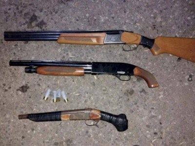 
                    Два обреза и винчестер вез ночью в своей машине житель Кентау
                