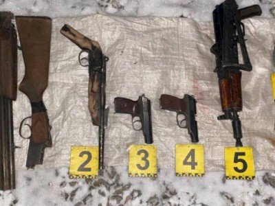 
                    В Алматинской области найден очередной схрон с оружием и боеприпасами
                