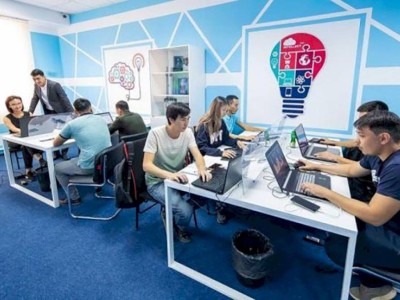 
                    Как при Касым-Жомарте Токаеве изменилась социальная политика Казахстана
                