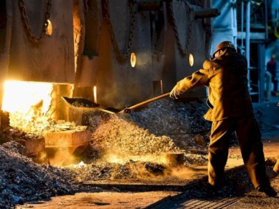 
                    Казахстан увеличивает производство цинка и свинца
                