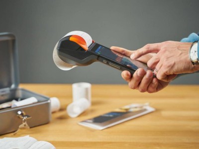 
                    Должны ли банки передавать в КГД информацию по всем денежным переводам клиентов?
                
