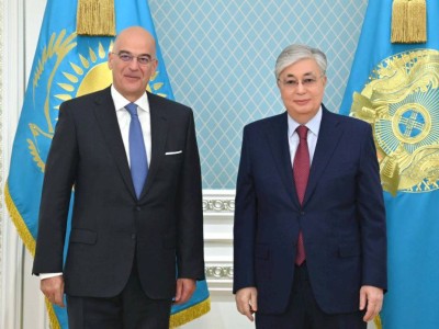 
                    Президент Казахстана принял министра иностранных дел Греческой Республики
                