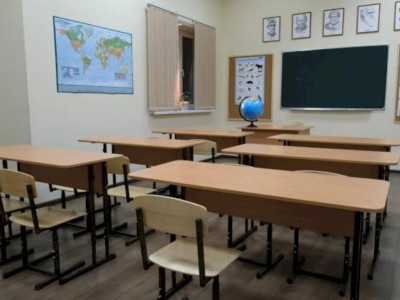 
                    В Уральске перед занятиями в школе умер ученик 10-го класса
                