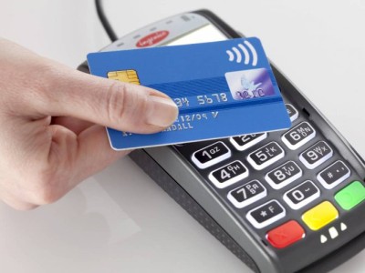 
                    Пенсионерка в Караганде похитила из магазина POS-терминал, перепутав его с телефоном
                