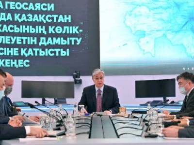 
                    Россия была и остается нашим стратегическим партнером и союзником - пресс-секретарь Токаева
                