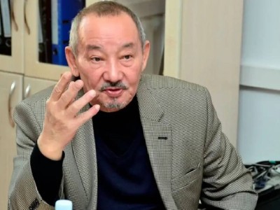 
                    Ушел из жизни известный поэт Темирхан Медетбек
                