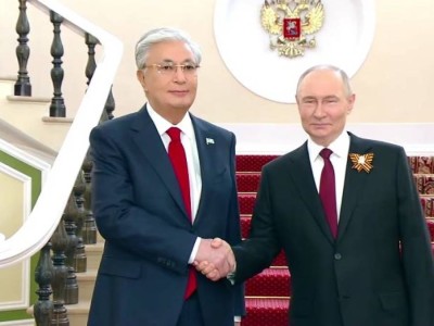 
                    Касым-Жомарт Токаев прибыл в Кремль
                