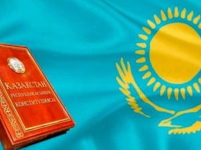 
                    В РК будет создана рабочая группа по выработке изменений в Конституцию
                