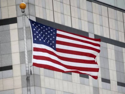 
                    Новые санкции ввели США после признания Россией ДНР и ЛНР
                