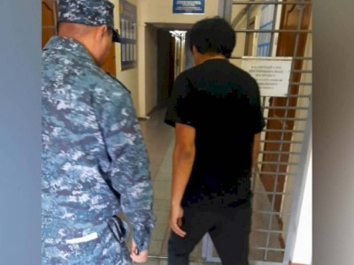 
                    Пристававший к 12-летней школьнице в автобусе мужчина задержан в Нур-Султане
                