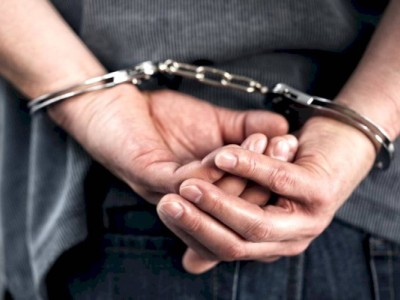 
                    Задержан лжесотрудник Антикора, требовавший выдать ему участок на побережье Каспия
                