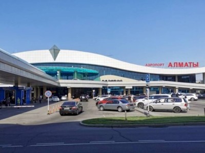 
                    Двоих алматинцев осудили за кражу в аэропорту во время январских событий
                