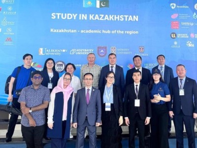 
                    Study in Kazakhstan: вузы страны были представлены в Пакистане
                