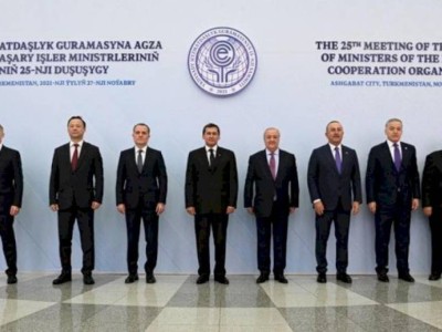 
                    Казахстан принял участие в заседании СМИД ОЭС в Ашхабаде
                