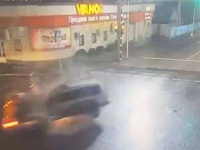 
                    Пьяный угонщик совершил смертельное ДТП в Алматы
                