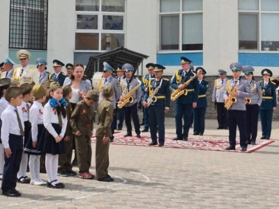 
                    Школьники Алматы провели масштабную музыкальную акцию 
                