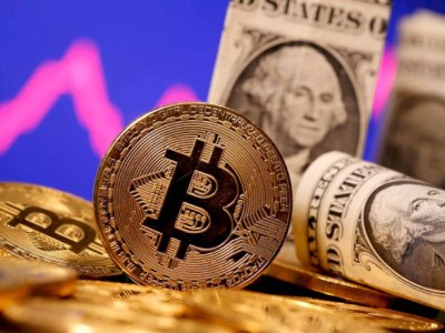 
                    Добыт юбилейный Bitcoin под номером 19 000 000
                