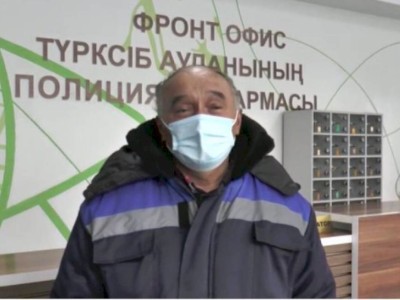 
                    На шестом десятке жизни алматинец впервые получил удостоверение личности
                