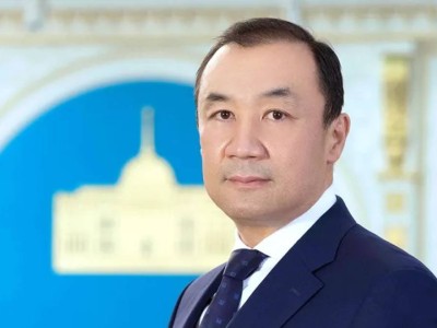 
                    Нурлан Сауранбаев стал министром транспорта
                
