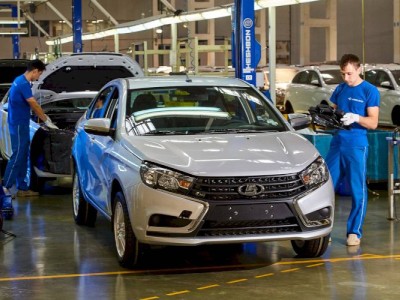 
                    В Казахстане наблюдается спад производства легковых авто
                