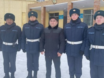 
                    Пожилая жительница Кокшетау сутки лежала на полу с переломами бедра и плеча
                