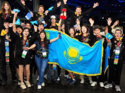 
                    Казахстанские школьники завоевали 6 наград на престижном FIRST Championship
                