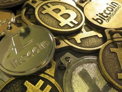 
                    Цена биткоина побила исторический рекорд
                