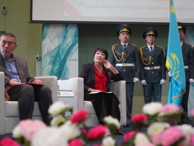 
                    В Алматы почтили память Героев Советского Союза Аликбая Косаева и Ерденбека Неткалиева
                