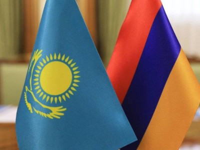 
                    Премьер-министр Армении поздравил президента Казахстана
                