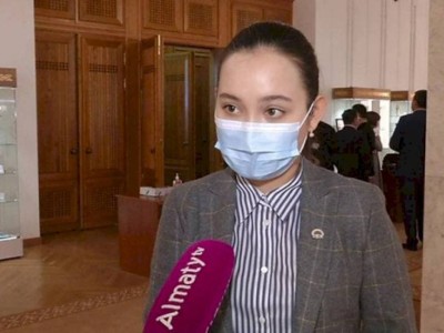 
                    Жансая Абдумалик: Прежде всего – поддерживать молодежь
                