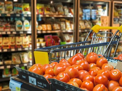 
                    Расследование в отношении поставщика кондитерской продукции начато в Павлодаре
                