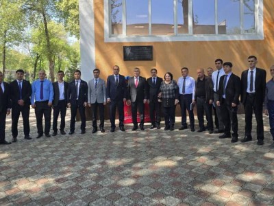 
                    В Душанбе почтили память академика Каныша Сатпаева
                