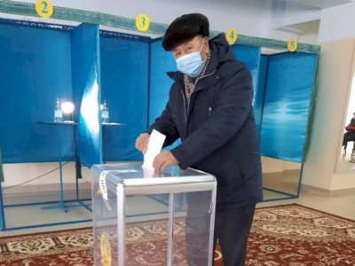 
                    Акыш Нурдаулет: Время спящих депутатов прошло
                