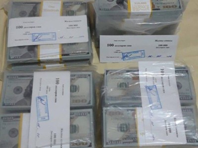 
                    Канал сбыта фальшивой валюты пресекли в Алматы
                