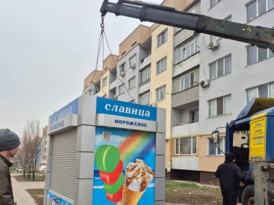 
                    Алатауский район очищают от незаконных торговых объектов
                